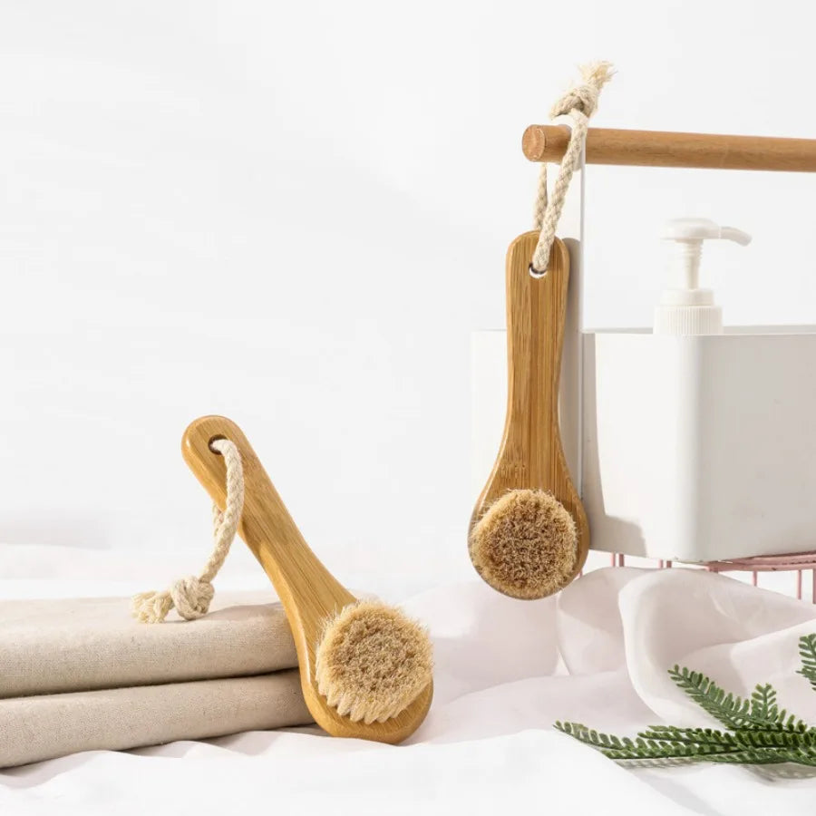 Facial Cleansing Brush, Wooden Face Brush for Exfoliating and Pore Cleansing, Reveal Smooth and Radiant Skin