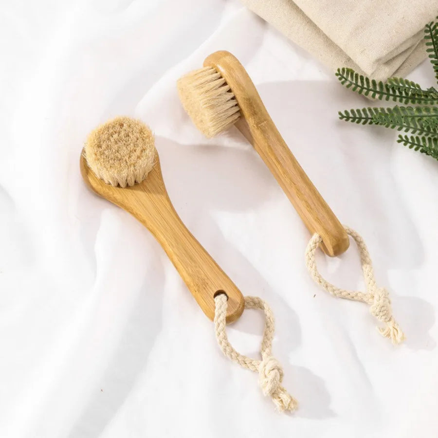 Facial Cleansing Brush, Wooden Face Brush for Exfoliating and Pore Cleansing, Reveal Smooth and Radiant Skin